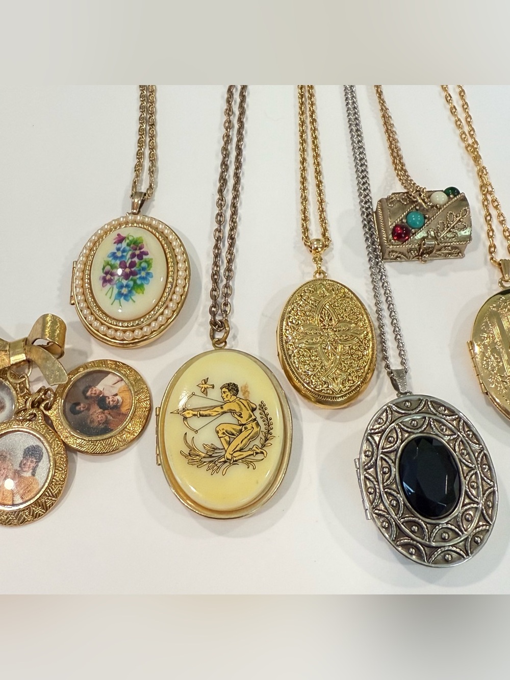 Vintage Avon 1928 Locket Bundle Floral Victorian Style Porcelain Hand Painted - Picture 6 of 9